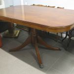583 1251 DINING TABLE